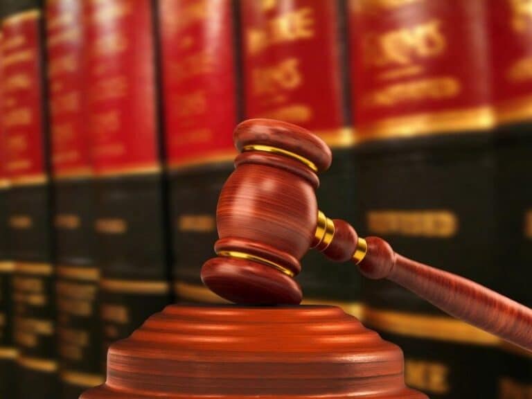 סחר במידע פנים מסחרי