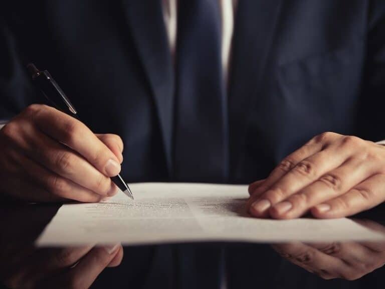 איך מגישים איחוד תיקים והאם זה באמת משתלם?