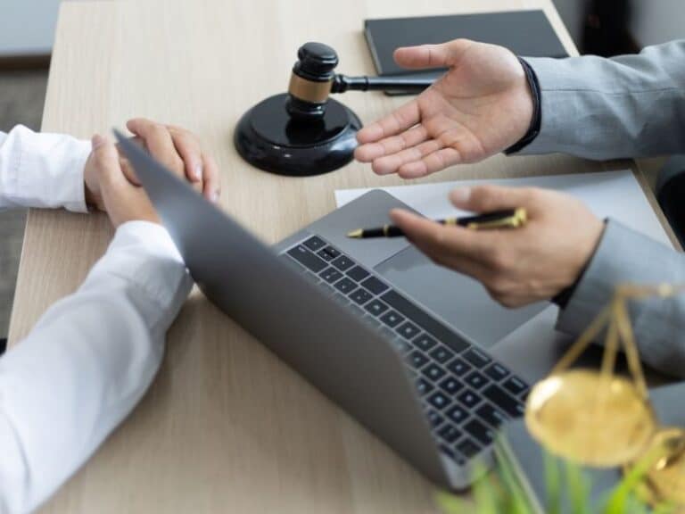 מתי פונים לוועדת פטור מאגרה בתביעות מורכבות?