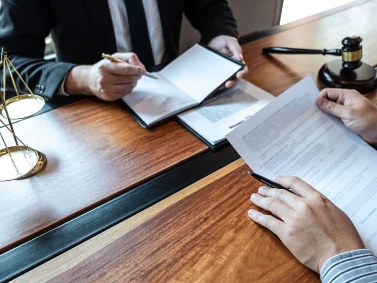 איך מגישים בקשה לרישום סימן מסחר בישראל?