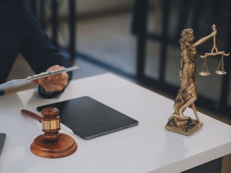 איך מתמודדים עם לשון הרע בפוסט ברשת חברתית?