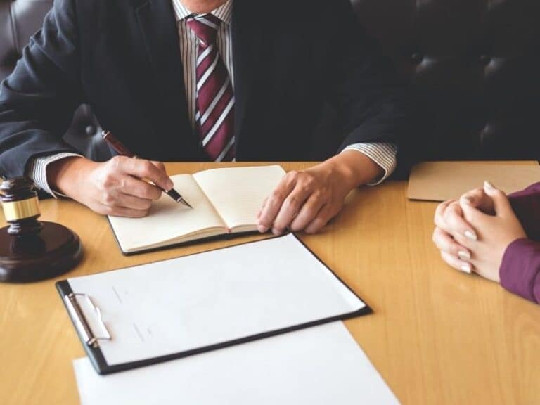 מה ההבדל בין לשון הרע לפרסום אמת שפוגע?