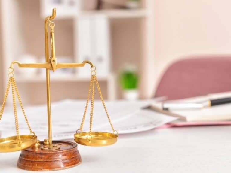 מה ההבדל בין דין משמעתי לדין פלילי בצבא?