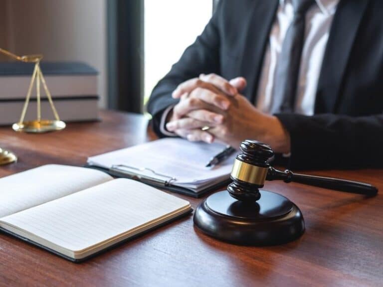 איך פועלים במקרה של תקיפה קטנה או קטטה?